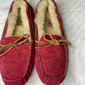 UGG Australia Moccasin Slippers Red Suede Sheepskin House Shoes Size 9
